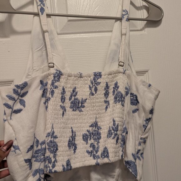 Abercrombie and Fitch Matching Linen Set - Picture 4 of 14